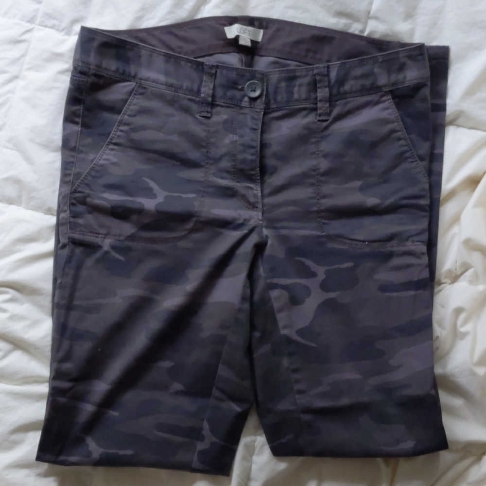 Loft Camo Marissa Skinny Pant Size 6